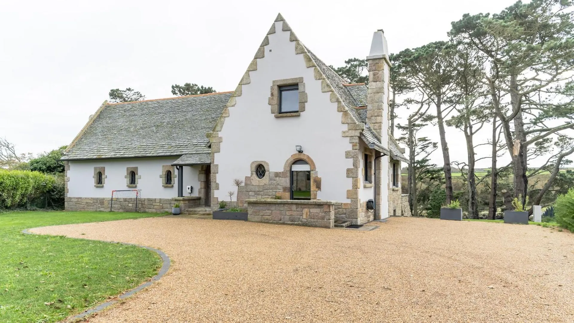 Ker Lan - Maison De Caractere Avec Spa Et Vue Mer Lanildut 0*,  France