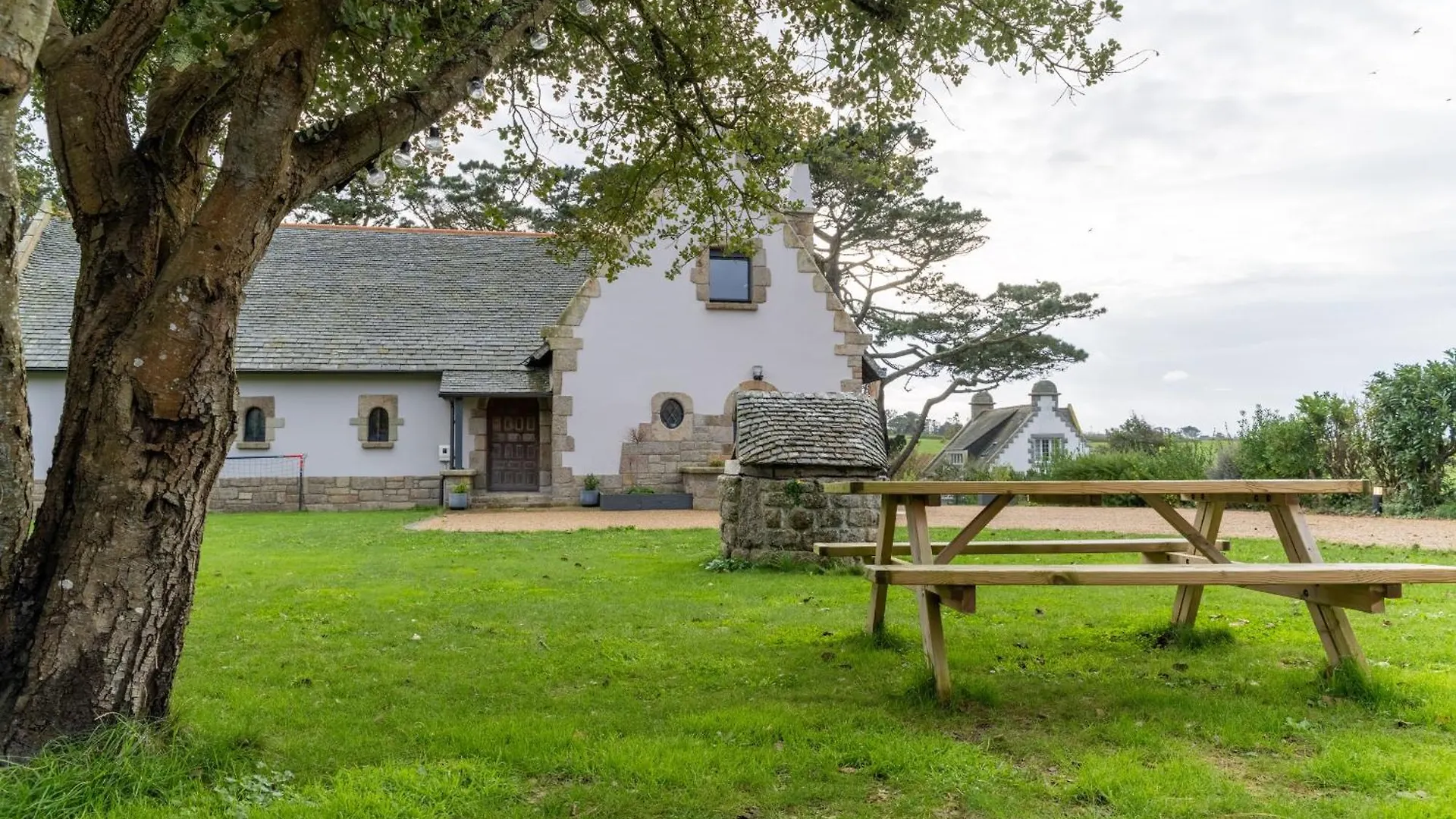 Ker Lan - Maison De Caractere Avec Spa Et Vue Mer Lanildut